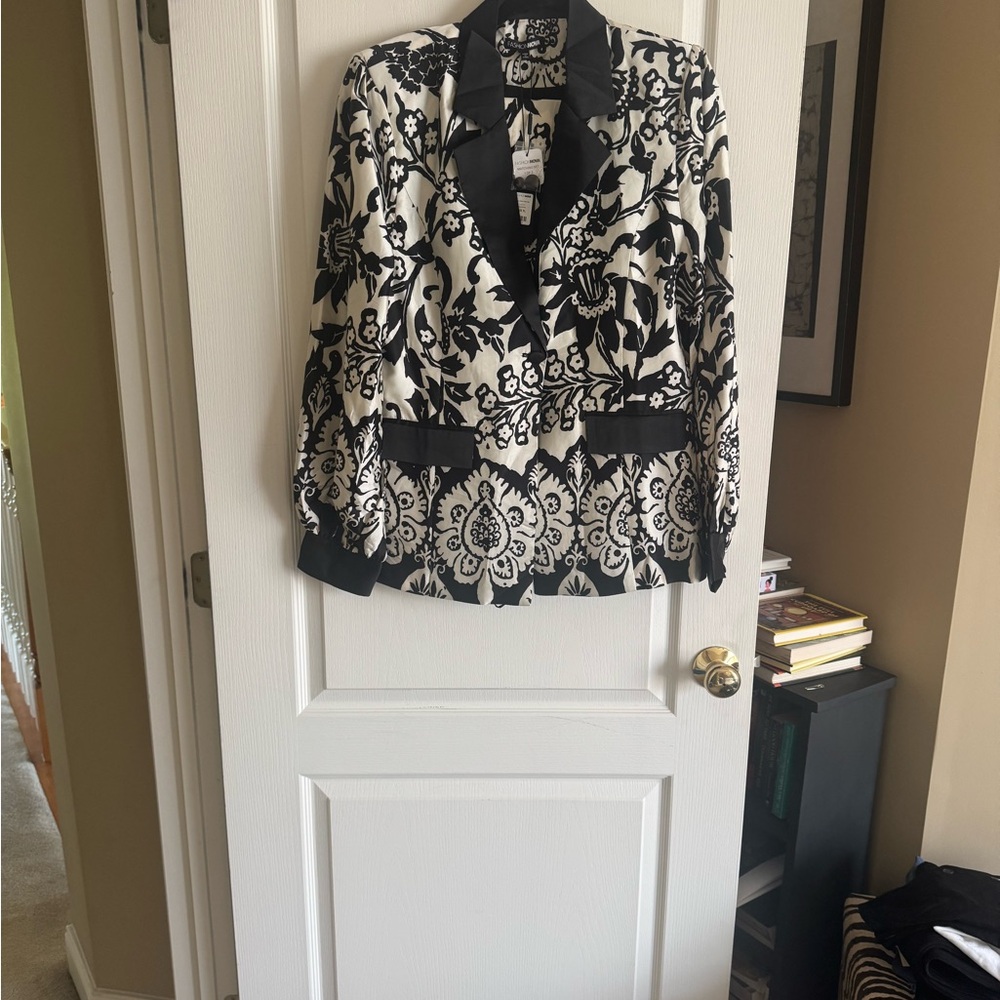 Black and White Floral Blazer with pants